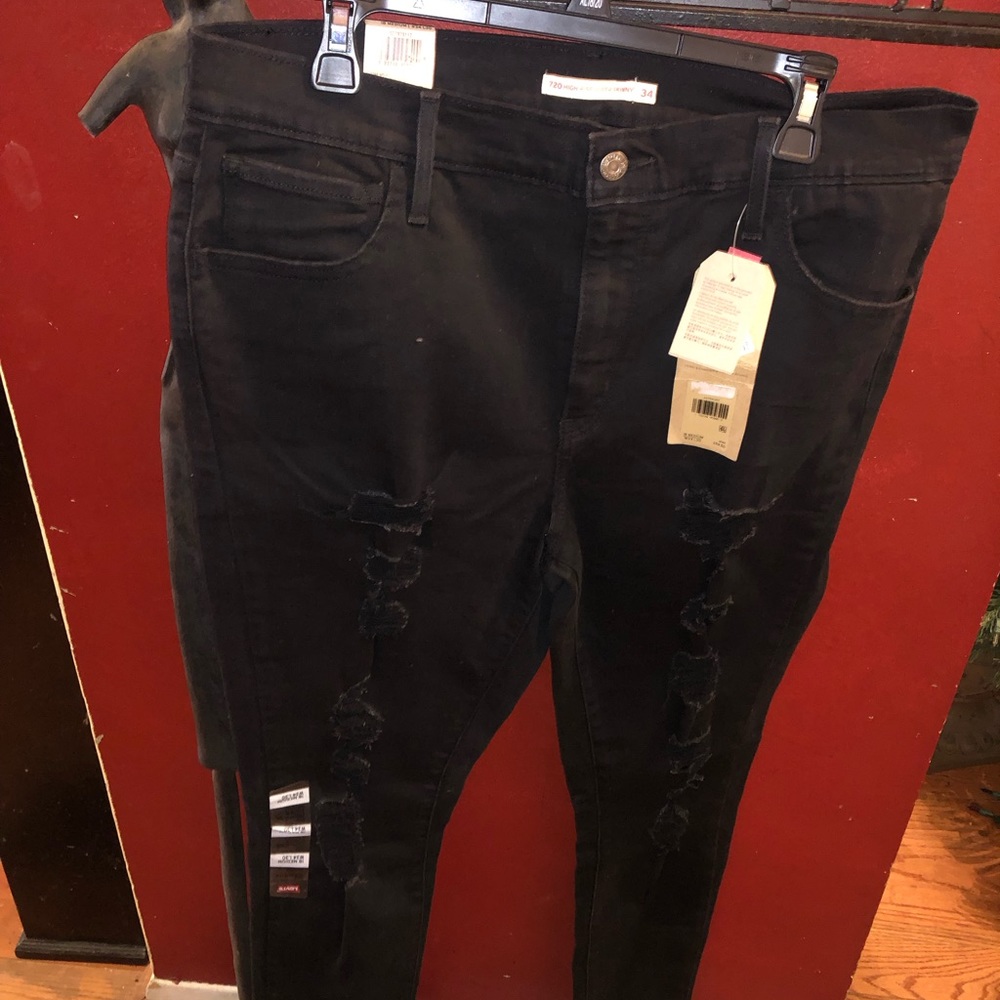 Levi’s ripped Jeans